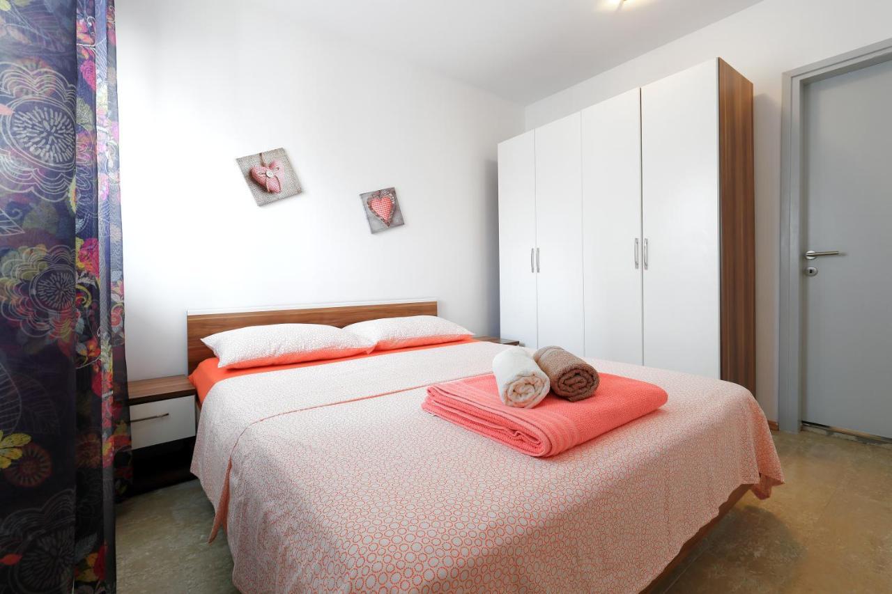 Apartman Don Pag Town Kültér fotó